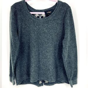 Wishful Lace-Up Back Women’s Sweater Size 1X